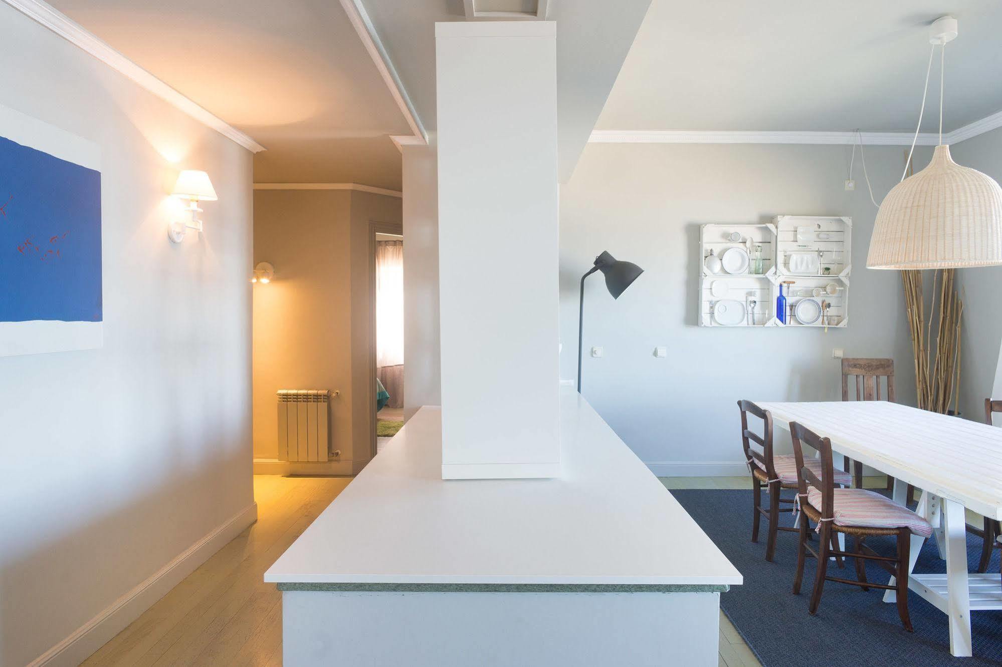La Plage Zurriola - IB. Apartments Saint-Sébastien Extérieur photo